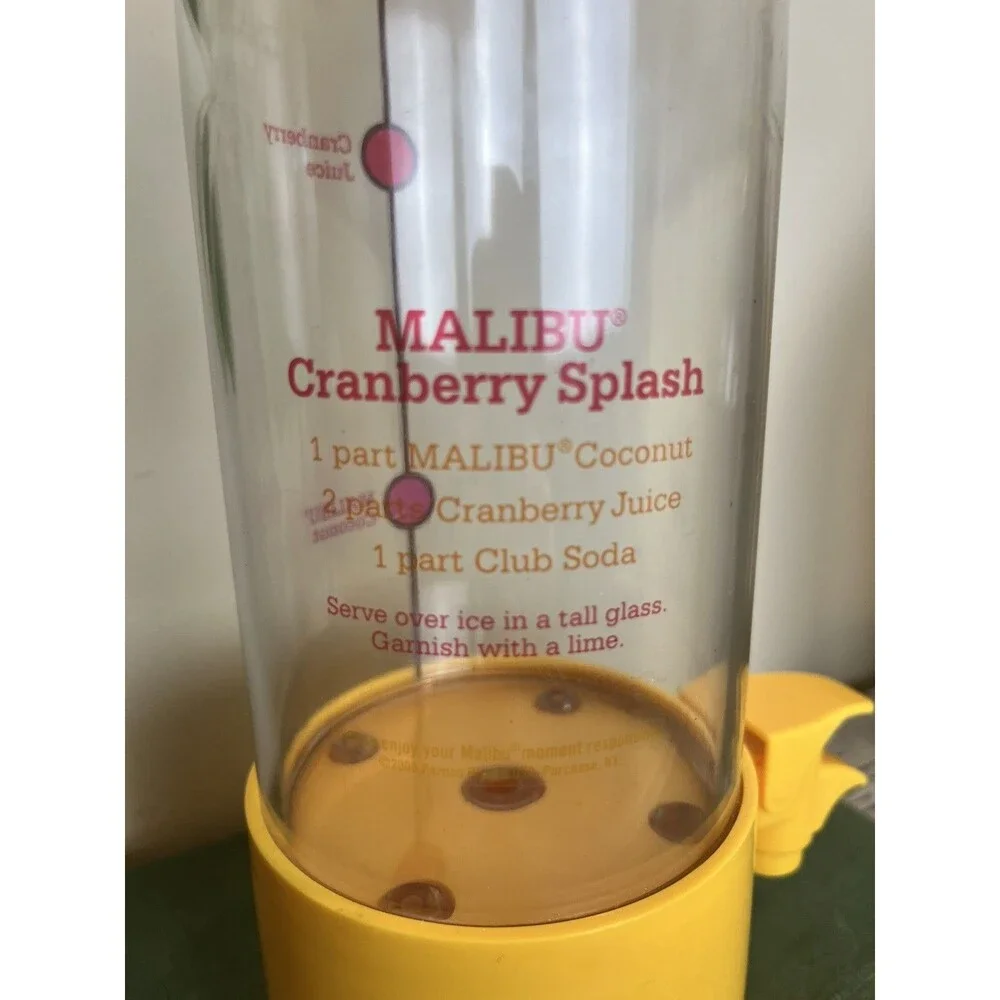 MALIBU RUM Cranberry Splash Mixed Drink Cocktail Recipe Dispenser 96 Ounces! - Picture 5 of 9